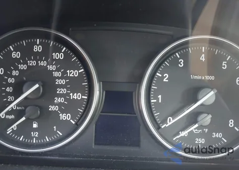 2011 BMW 328I из США, поврежденный, VIN WBADW3C56BE538584